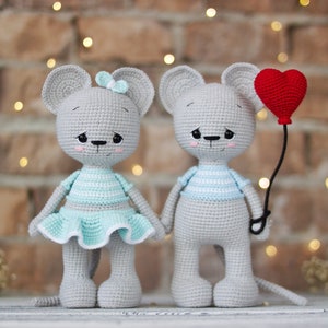 Mouse crochet pattern in English. Mouse in skirt. Mouse Amigurumi Pattern. The Mice Family