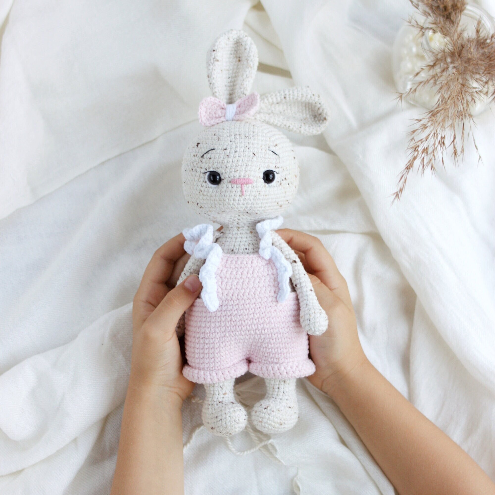 Bunzo Bunny Crochet Pattern DIGITAL PATTERN ONLY -  Hong Kong