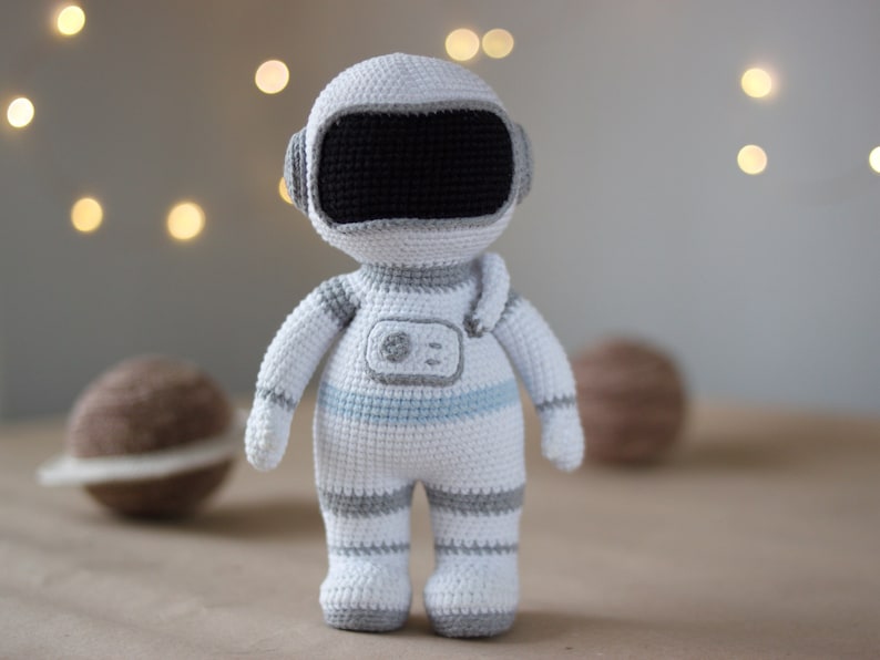 ASTRONAUT crochet pattern in English. Amigurumi Spaceman with the planet. Cosmonaut DIY. image 5