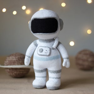 ASTRONAUT crochet pattern in English. Amigurumi Spaceman with the planet. Cosmonaut DIY. image 8