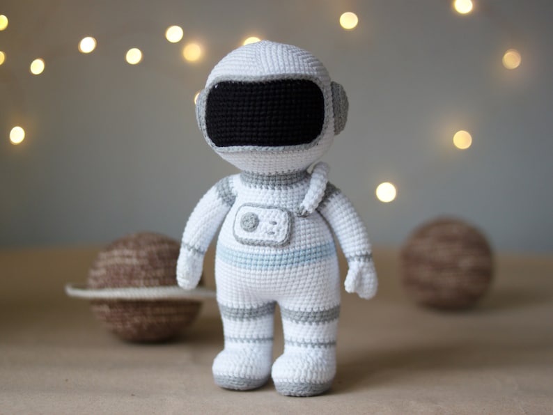 ASTRONAUT crochet pattern in English. Amigurumi Spaceman with the planet. Cosmonaut DIY. image 8