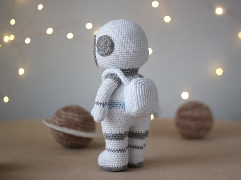 ASTRONAUT crochet pattern in English. Amigurumi Spaceman with the planet. Cosmonaut DIY. image 6