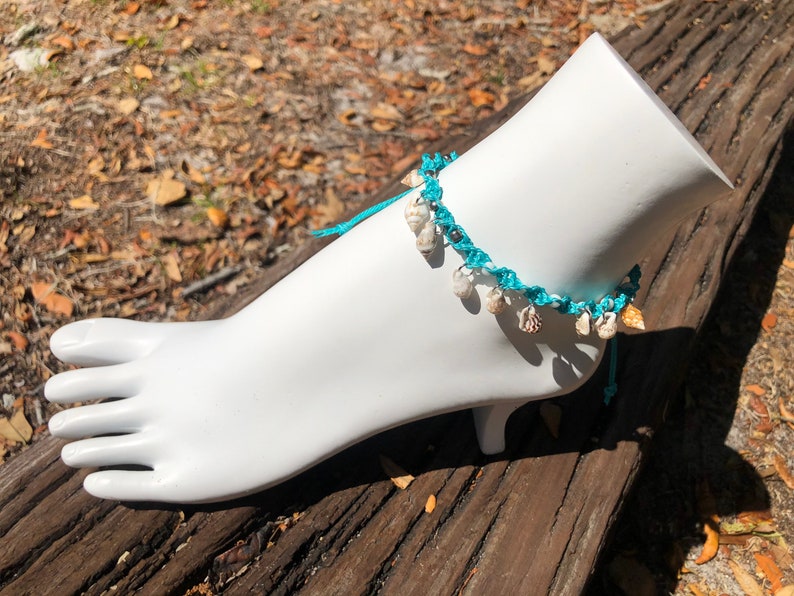 Bohemian style beaded seashell sky blue anklet