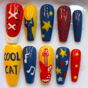 Handbemalte Pete the Cat inspirierte Presse auf den Nägeln