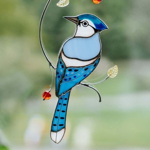 Cadeau suspendu attrape-soleil en vitrail geai bleu pour papa oiseau bleu décoration d&#39;intérieur cadeau fête des pères art du vitrail moderne
