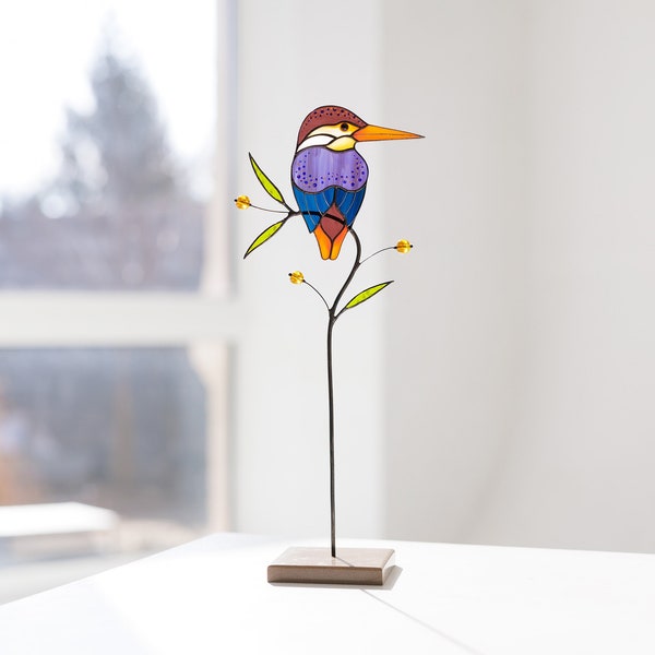 Oiseau martin-pêcheur en vitrail sur un support en pierre Décor de table pour le salon Décor moderne Cadeau pour maman