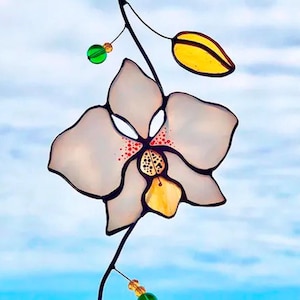 Orchidee Glasmalerei Suncatcher Fensterbehang Blumendekor Geschenk für Mama Vatertagsgeschenk Handgemachte Glaskunst Dekoration für Zuhause