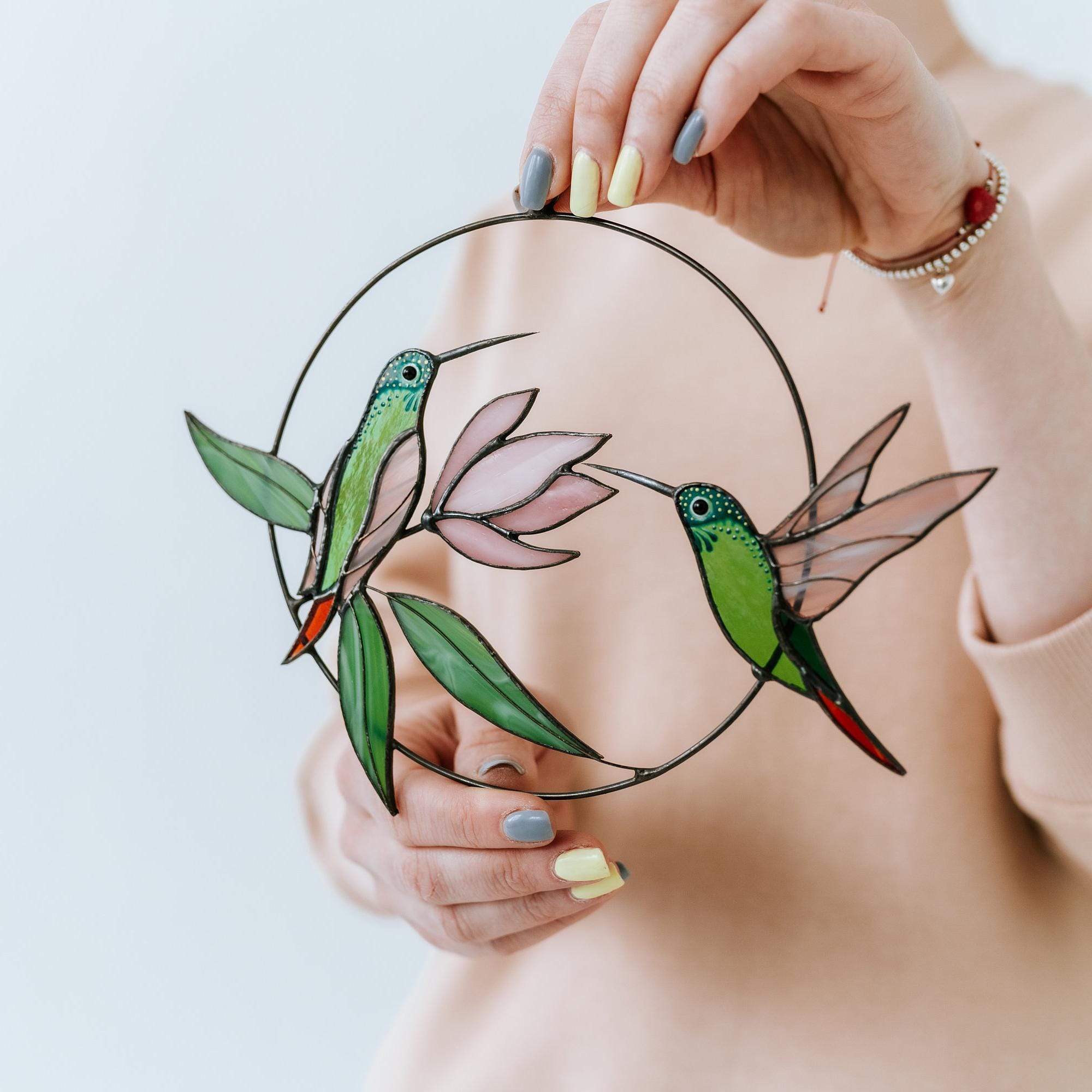 Opohaome Kolibri Buntglas Fensterbehang – 25,4x38,1 Cm, Handbemalt, Mit Saugnapf, Sonnenfänger Für Fenster