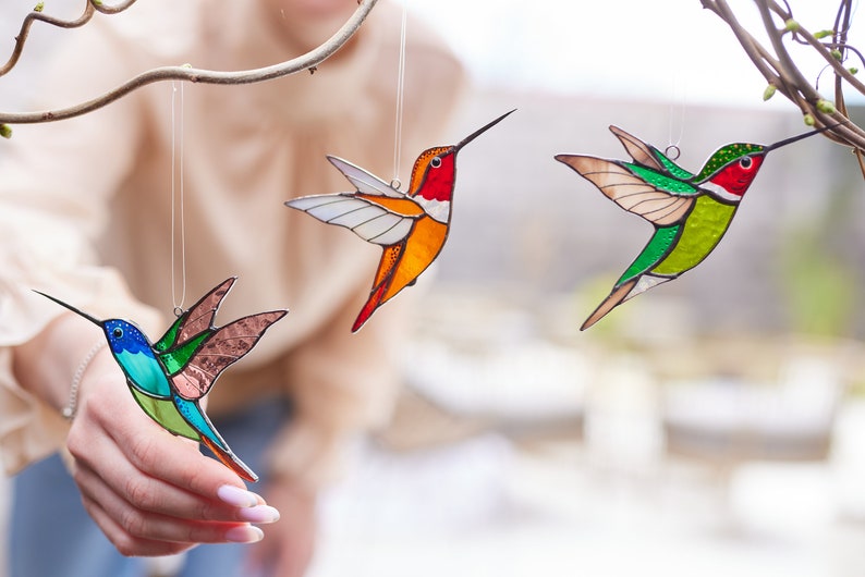 Hummingbird suncatcher window hangings Set of 3 hummingbirds Bird lover gift Stained glass decor Gift for mom Glass bird decor Set of 3 Hummingbird