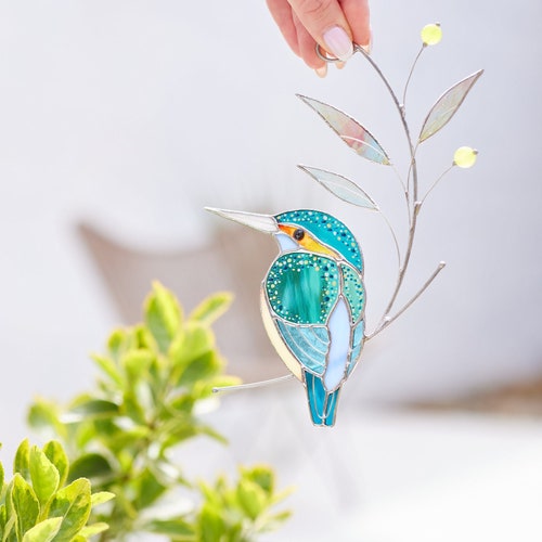 Vitrail martin-pêcheur attrape-soleil pour fenêtre décor oiseau vitrail suspendu cadeau de Noël en vitrail personnalisé