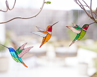 Hummingbird suncatcher window hangings Set of 3 hummingbirds Bird lover gift Stained glass decor Gift for mom Glass bird decor