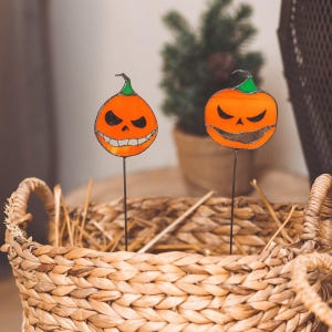 Stained Glass Pumpkin Garden Stake: Halloween Indoor/Outdoor Decor