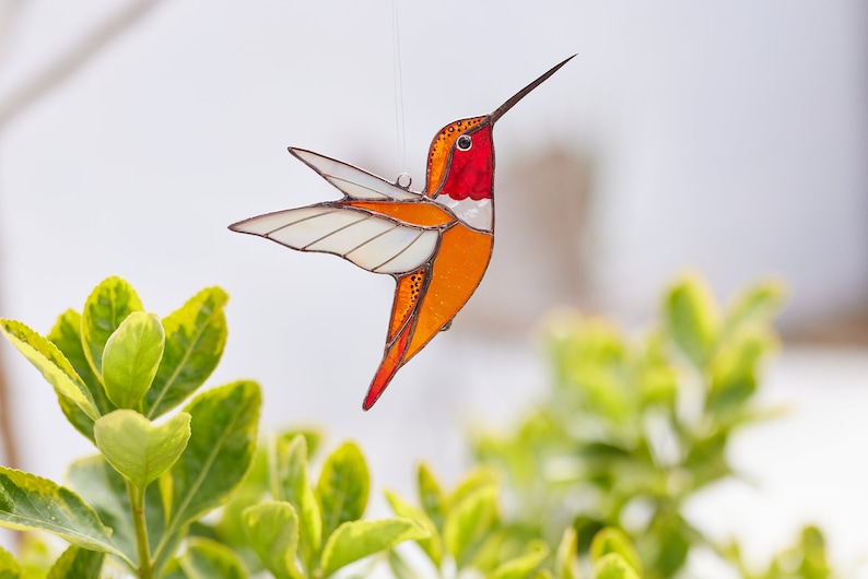 Hummingbird suncatcher window hangings Set of 3 hummingbirds Bird lover gift Stained glass decor Gift for mom Glass bird decor Orange Hummingbird