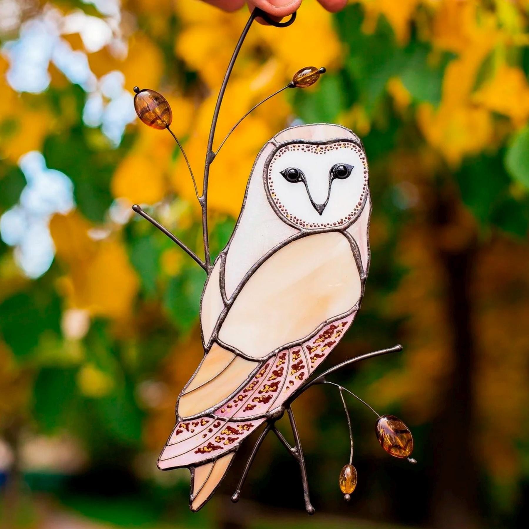 ステンドグラスのフクロウのサンキャッチャー：窓に吊るすホーム