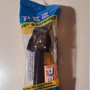 PEZ Star Wars: Darth Vader, black stick/stem (Brand New and Sealed)