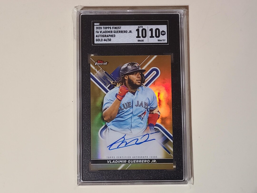 Vladimir Guerrero Jr. 2022 Topps Finest Gold Refractor Autograph