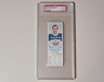 Bob Woytowich 1970 Dad's Cookies Hockey Card graded PSA 9 Mint