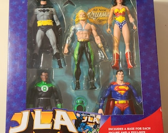 Justice League of America JLA: 5 Action Figure Gift Set by DC