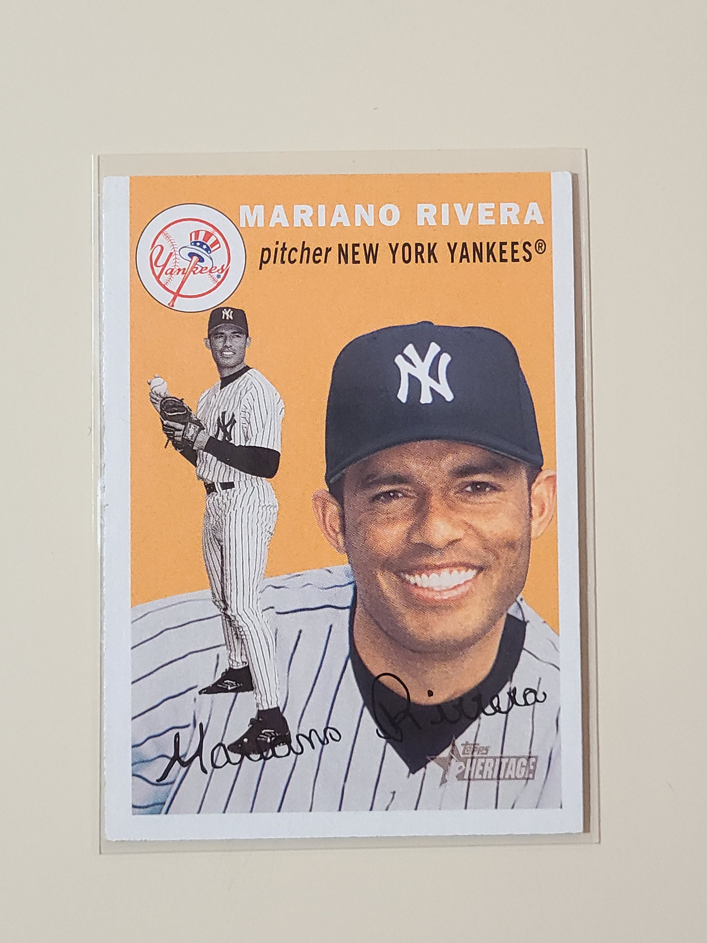 2003 Topps Heritage Mariano Rivera Baseball Card