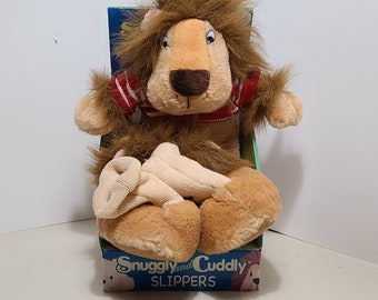 Snuggly and Cuddly Slippers for kids (Size M 7-8) Lion Slippers and Plush Doll (NEW)