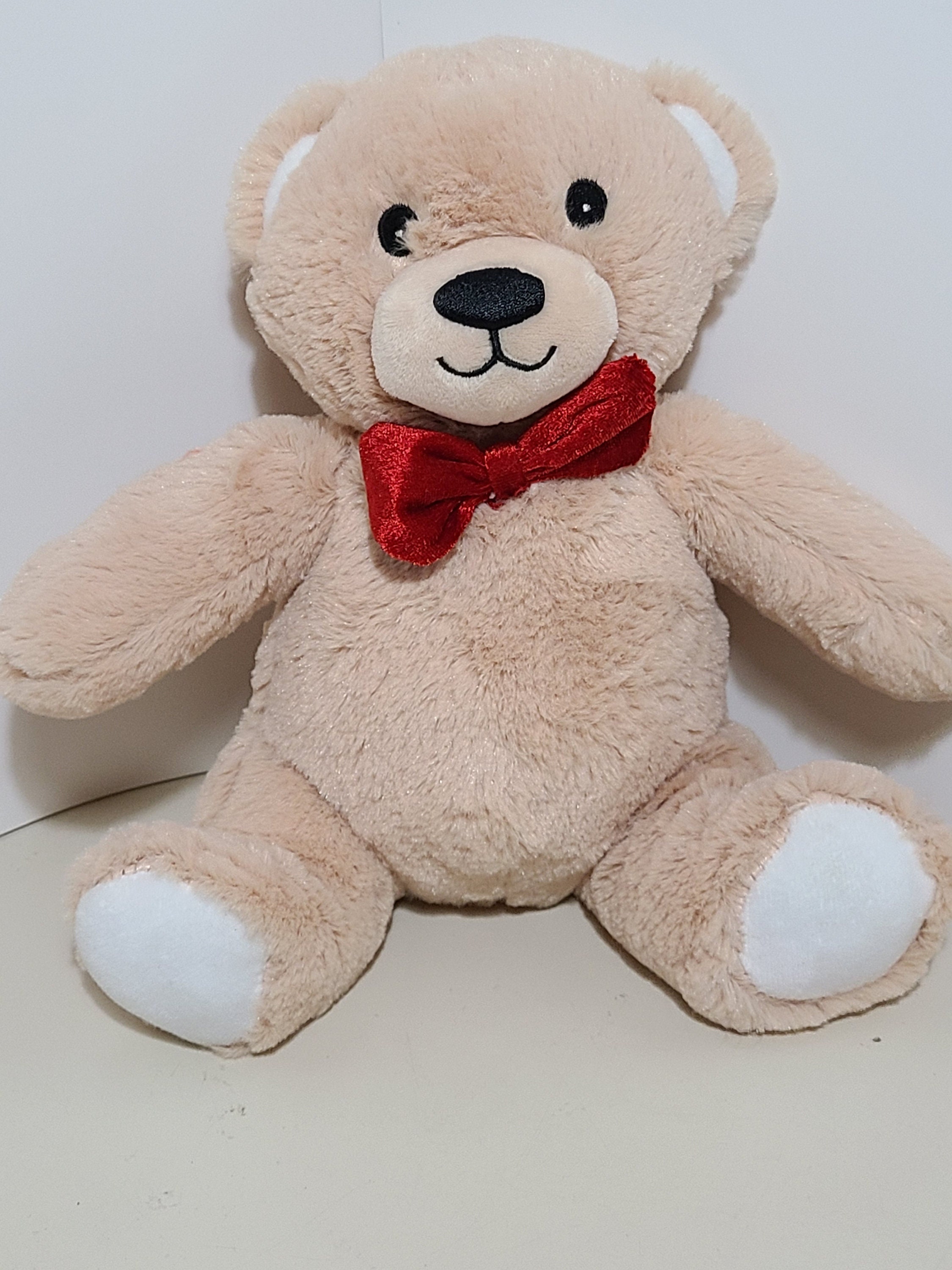 Edible top arrangements bear
