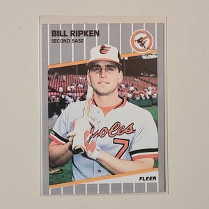 HOF 1982 Topps Traded Card 98T Cal Ripken JR Rookie RP Card -  Hong Kong