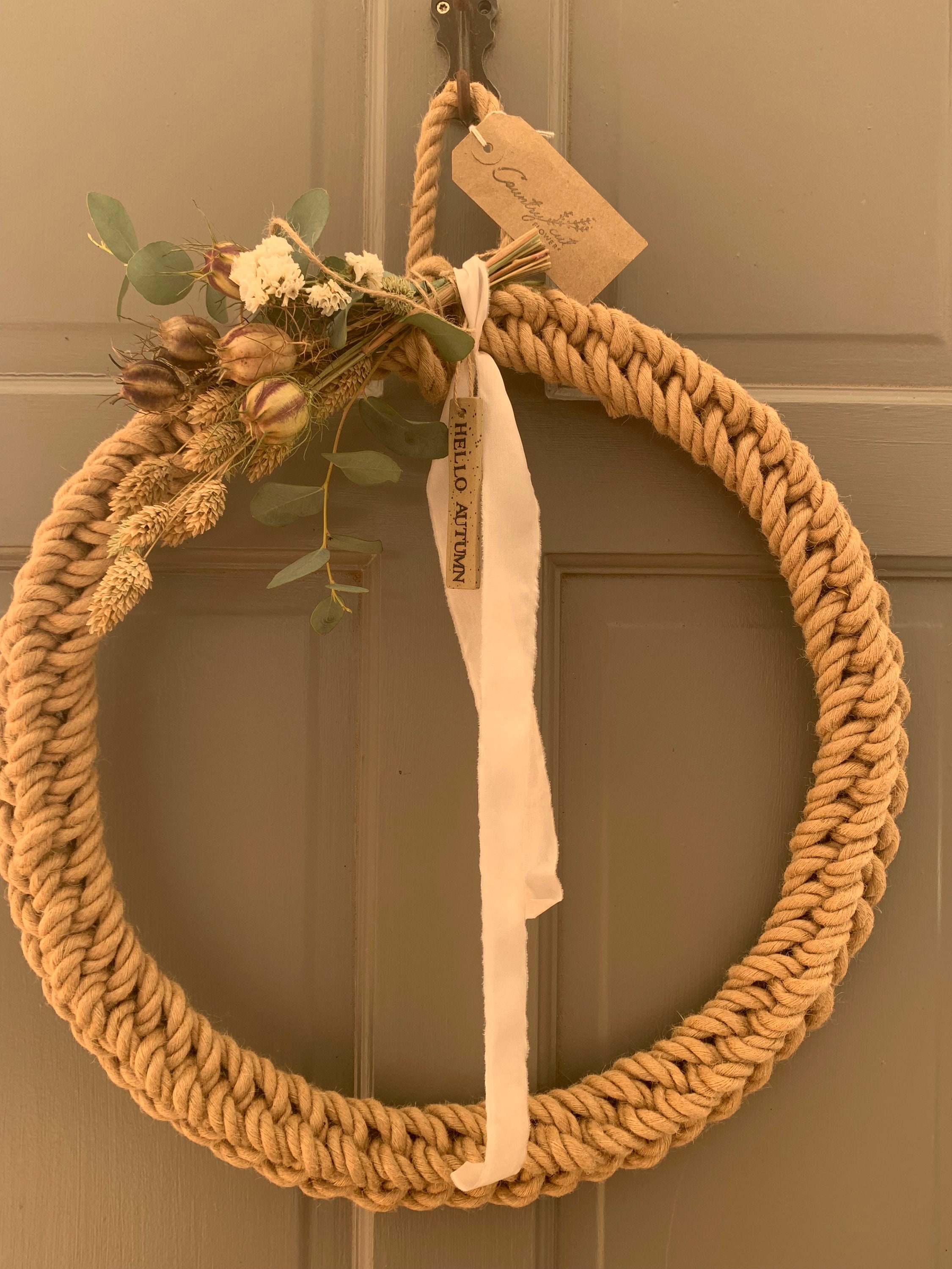 natural wreathe no.567（Christmas wreath. Vector illustration 
