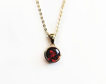 14K Solid gold Garnet gemstone pendant