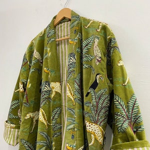 Grüner Dschungel-Print Samt-Kimono-Roben, Morgentee-Samtmantel, Brautjungfern-Robe, Frauen tragen Baumwoll-Samt-Robe, Samtjacke, Braut-Robe Green