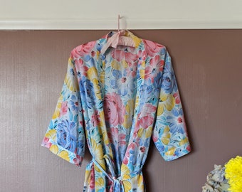 beautiful floral design ladies robe, size UK 14-16, pink yellow and blue floral house coat, 1970's floral dressing gown, vintage kimono