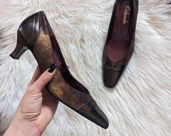 Scarpe décolleté vintage Orlando in pelle metallizzata color bronzo / scarpe con punta quadrata, taglia UK 8