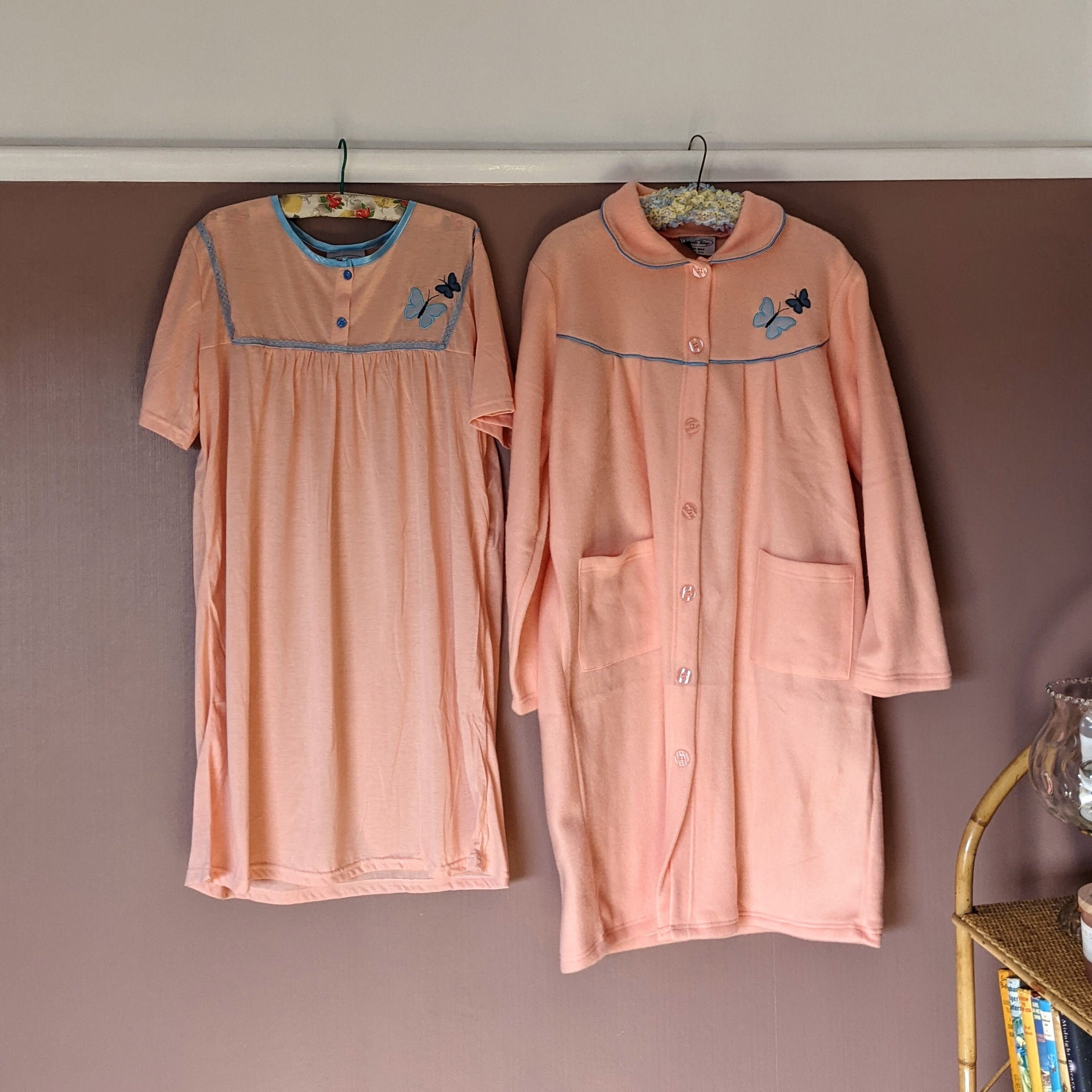 Stunning ladies housecoat and matching night dress size UK Etsy