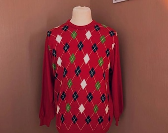 Klasyczny sweter Lyle & Scott w kolorze czerwonym w romby – wyprodukowano w Szkocji – rozmiar L