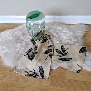 Stunning leaf pattern oblong scarf, rectangular shape scarf with leaf pattern, scarf with leaves