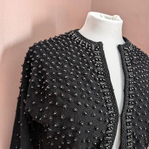 Vintage Perlen Schwarze Abendjacke - Elegante Verzierte Strickjacke, Größe 40