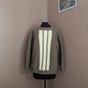 taupe brauner handgestrickter Pullover, Größe M, unisex, creme gestreift