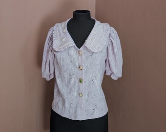 purple lace collared blouse, size S-M, faux pearl buttons, large collar top, puff sleeves