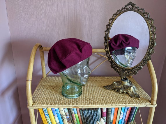 Beautiful Parisian beret winter hat, classic wint… - image 8