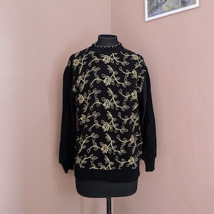 Lovely women’s black turtleneck jumper with gold floral detail, size UK 14, 1990&#39;s turtleneck, black and gold turtleneck, floral turtleneck