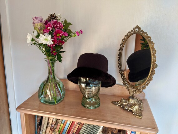 Stunning 1980s faux fur bucket hat, 1980s immacula