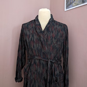 Vintage Tootal Men’s Dressing Gown - Made in England - Black and Red Abstract Pattern