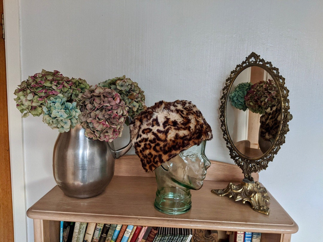 1990s Vintage Leopard Print Faux Fur Bucket Hat - Etsy display picture 3