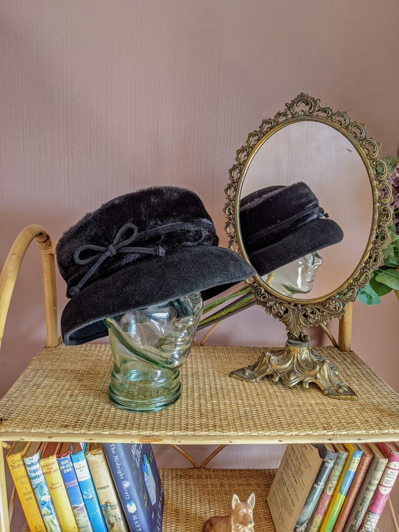 Black Wool Hat With Bow Faux Fur 