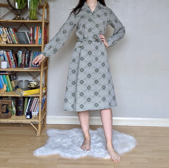 1970s handmade asymetric sage green dress, button