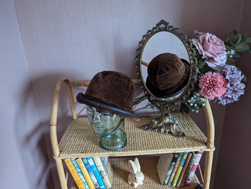 VINTAGE CHOCOLATE‎ BROWN GENUINE VELOUR LEATHER TRIM HAT Velour Brown Vintage Hats for Men for sale | eBay main image 2