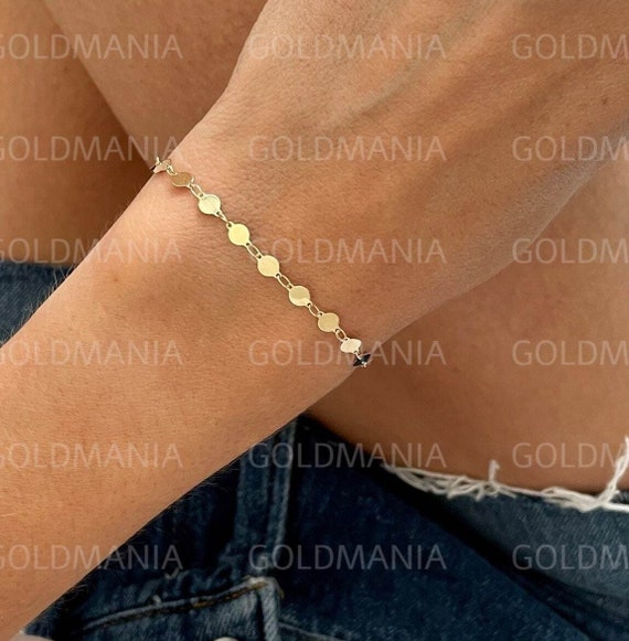 14k Yellow Gold Hammered Mariner Chain Bracelet with Round Discs 14k Yellow Gold Hammered Mariner Chain Bracelet with Round Discs
