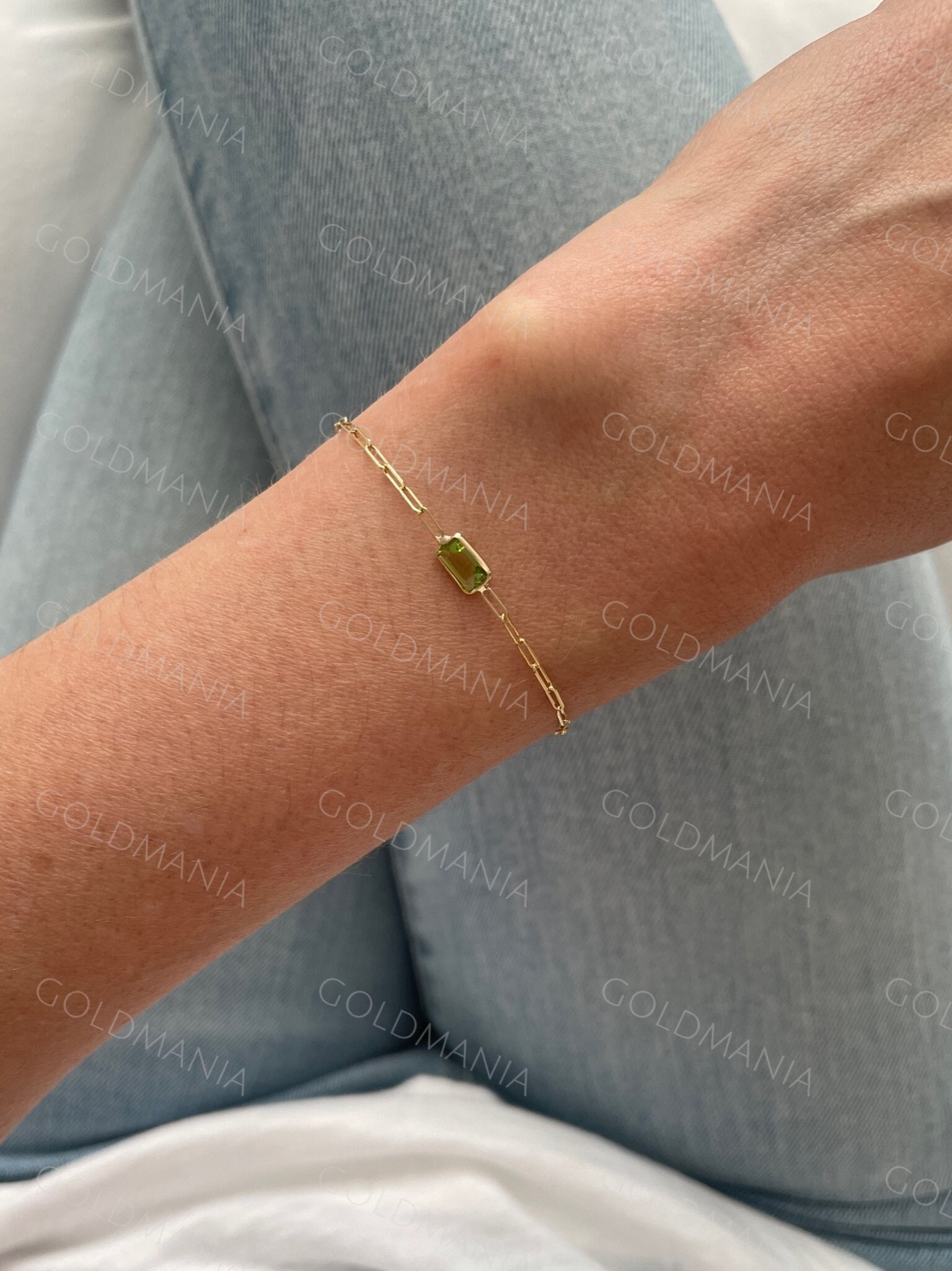 Thin gold sale bracelet womens