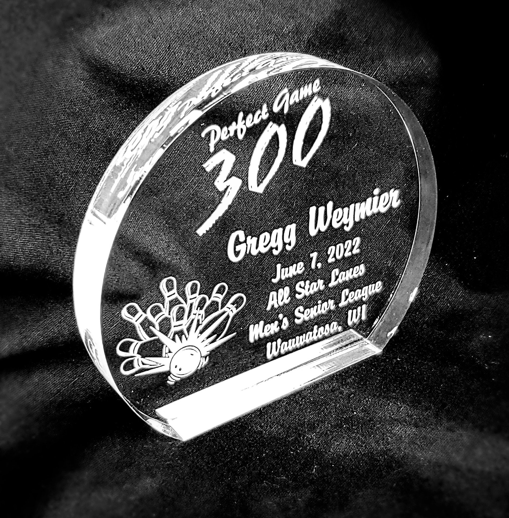 Perfect Game 300 Bowling Award & Trophy - Free Custom Engraving - Etsy