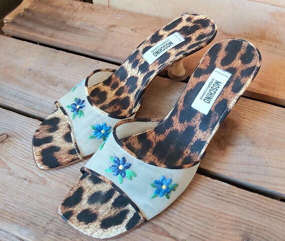 Amazing Rare Moschino Kitten Heel Retro Vintage Sl