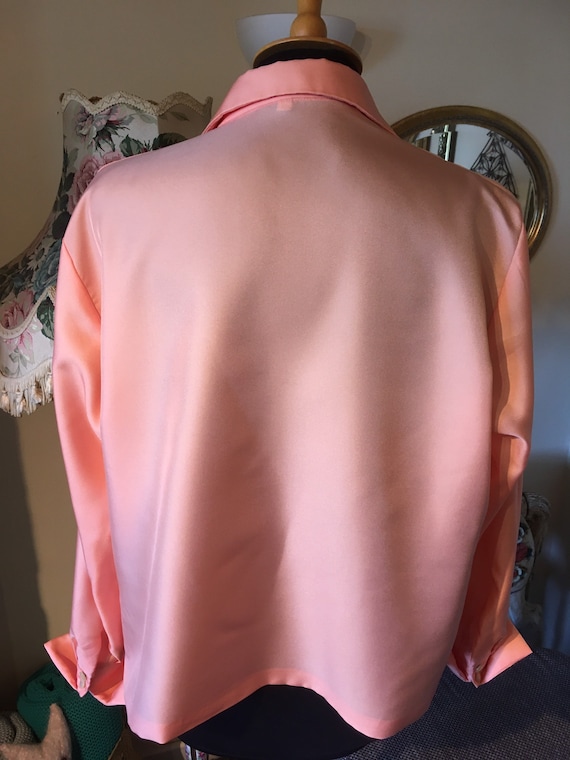 Pretty Vintage Embroidered Salmon Pink Blouse Siz… - image 6